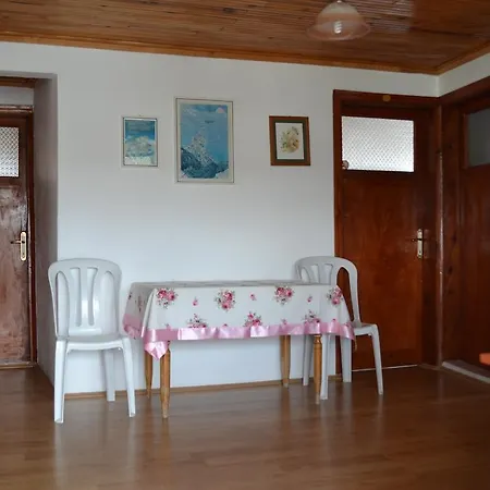 Πανσιόν Alis